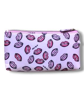 Conair Zippered Makeup Bag Organizer 8.5”X4.5” Light Pink Lips Muah